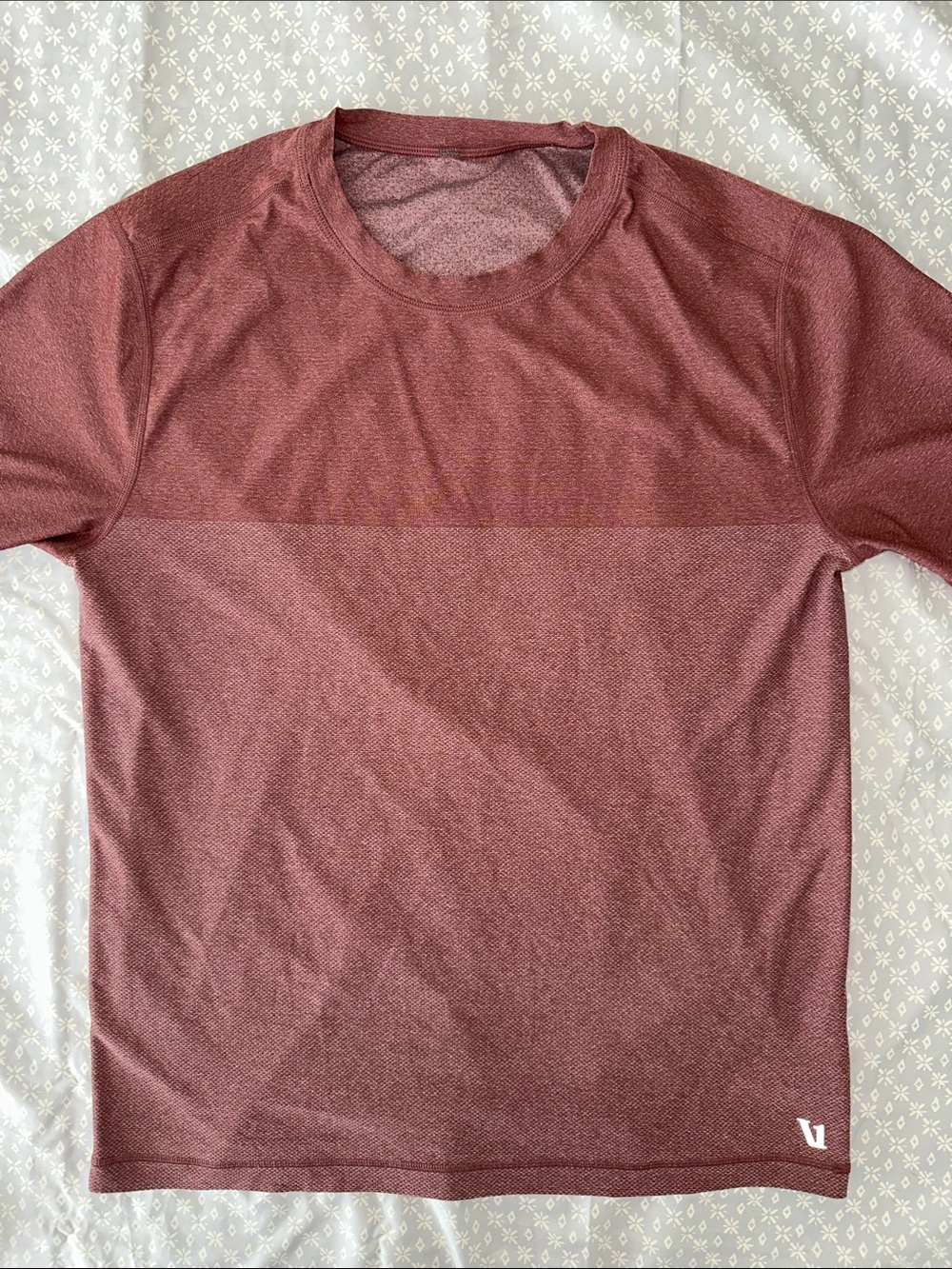 Men’s Vuori tech tshirt - L